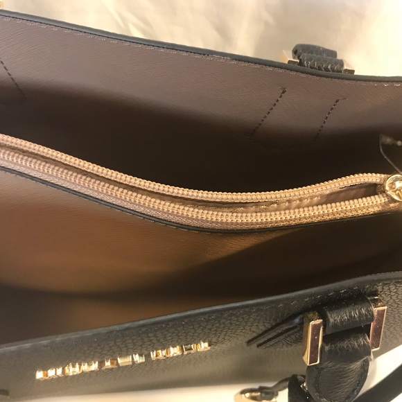 Michael Kors Purse - Picture 6 of 8